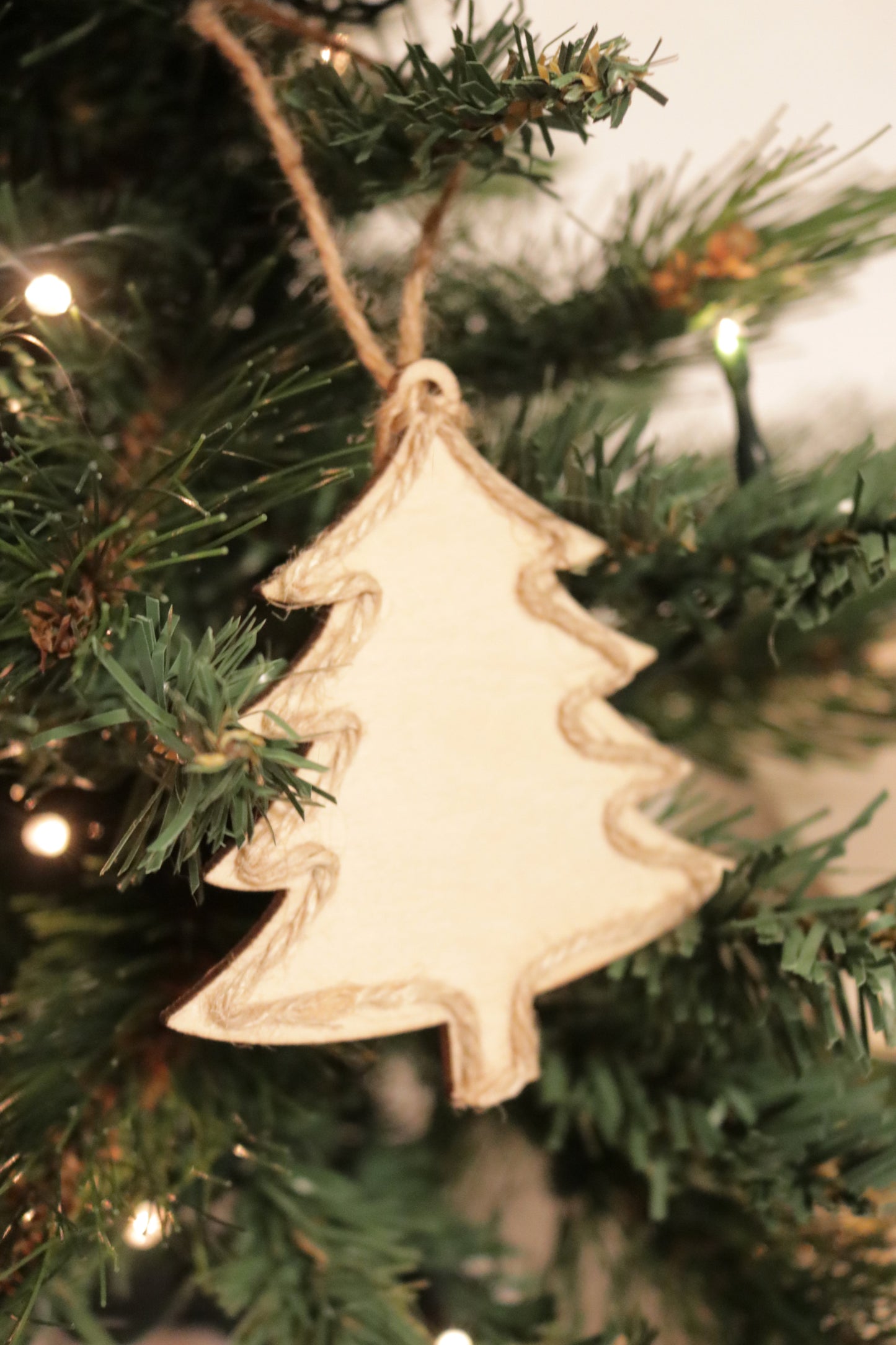 Boule bois sapin naturel