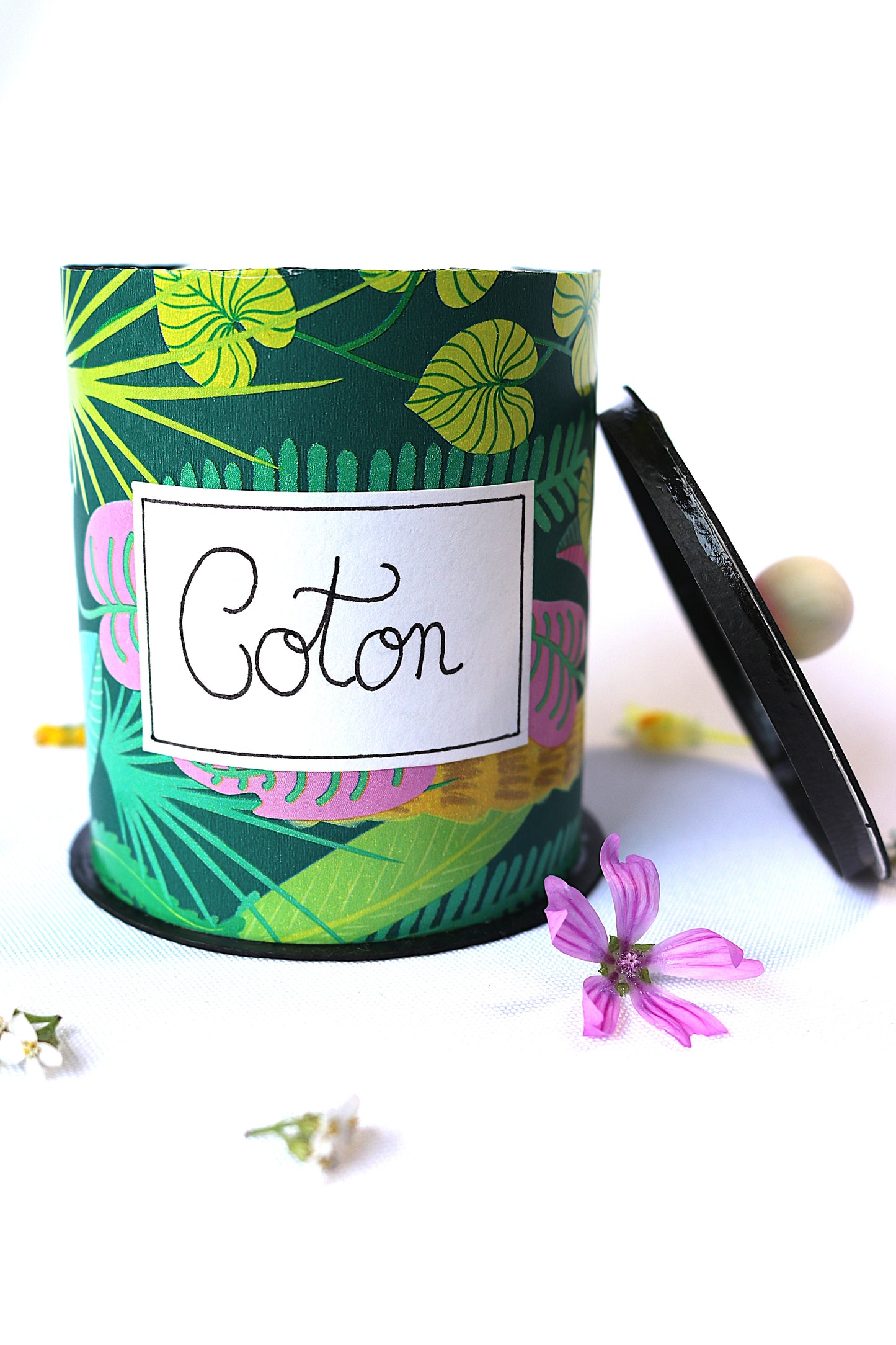 Boite faite à la main pour ranger ses cotons démaquillant