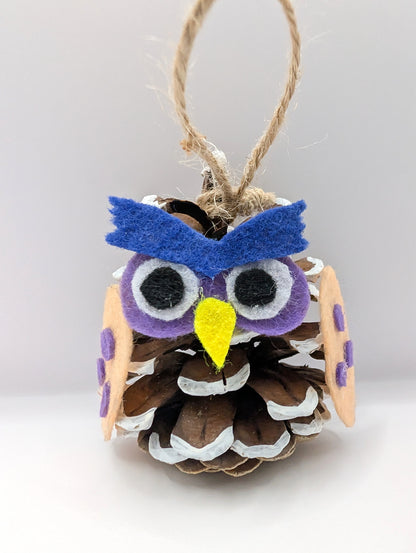 Boule chouette pomme de pin