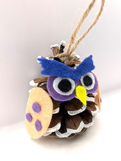 Boule chouette pomme de pin