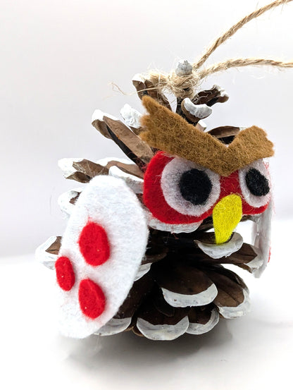 Boule chouette pomme de pin