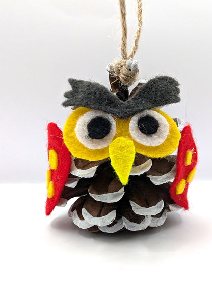 Boule chouette pomme de pin