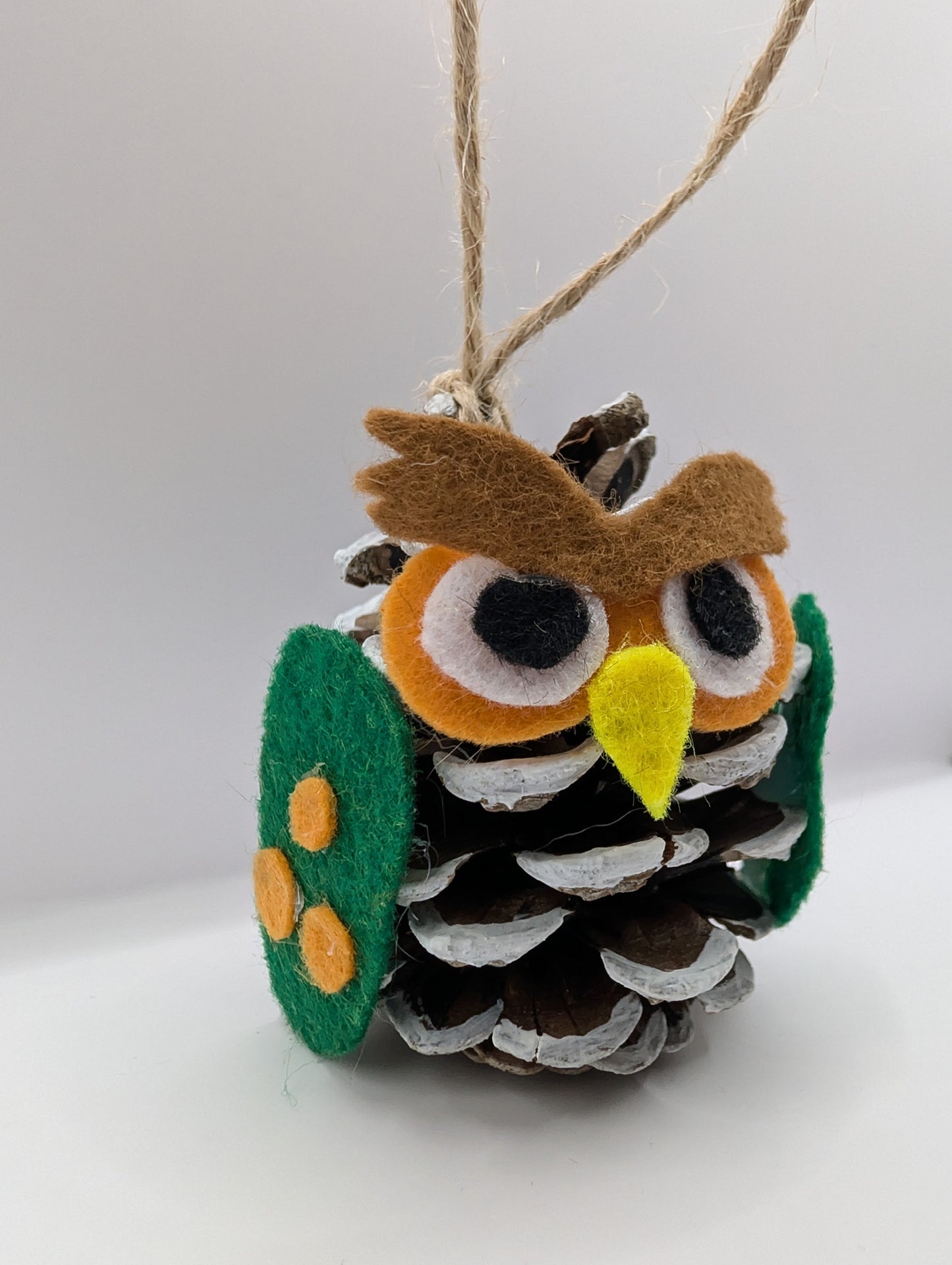 Boule chouette pomme de pin