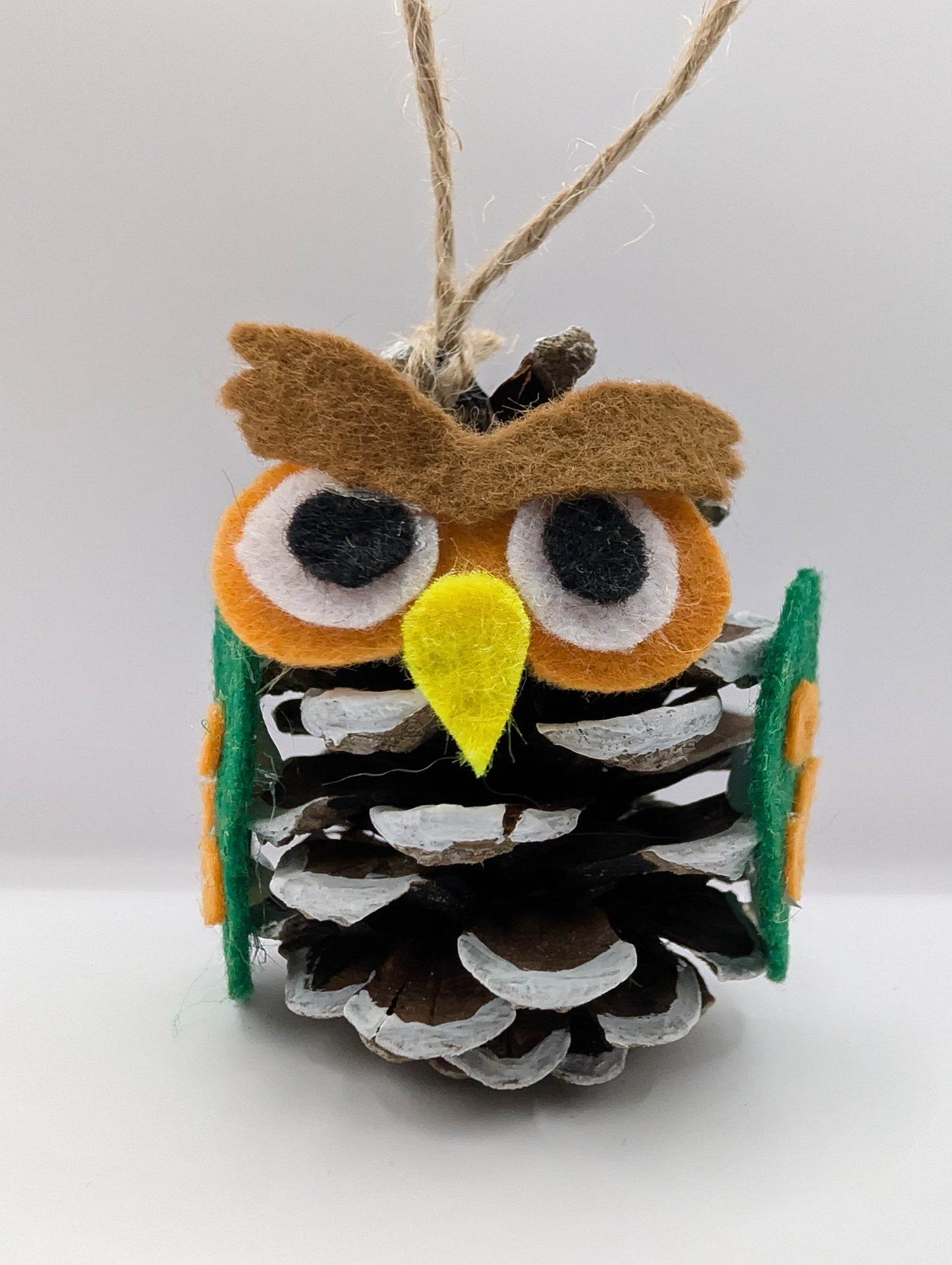 Boule chouette pomme de pin