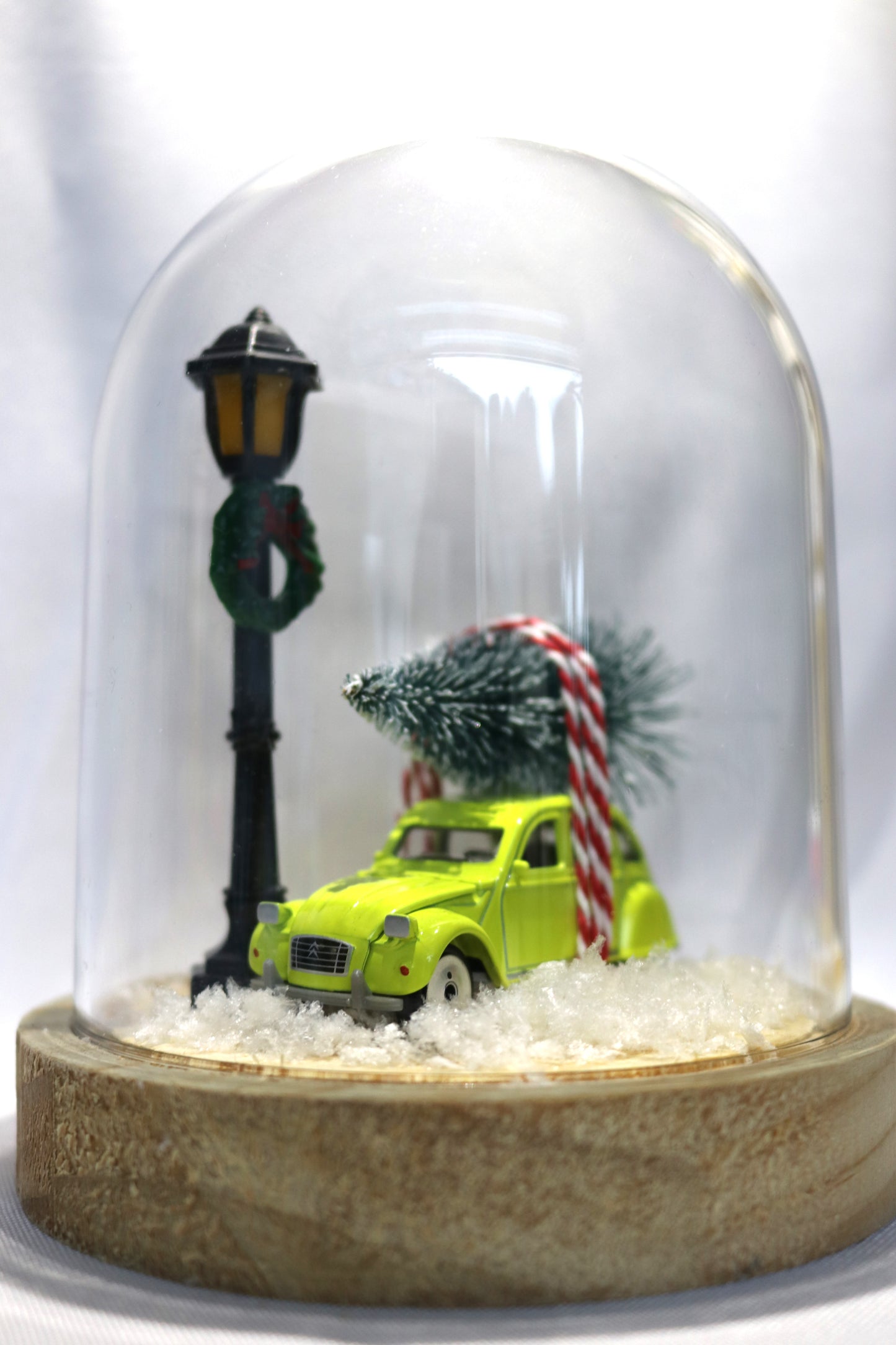 Cloche de Noël 2CV