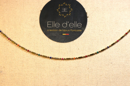 Collier - chaîne tige dorée et boule couleur