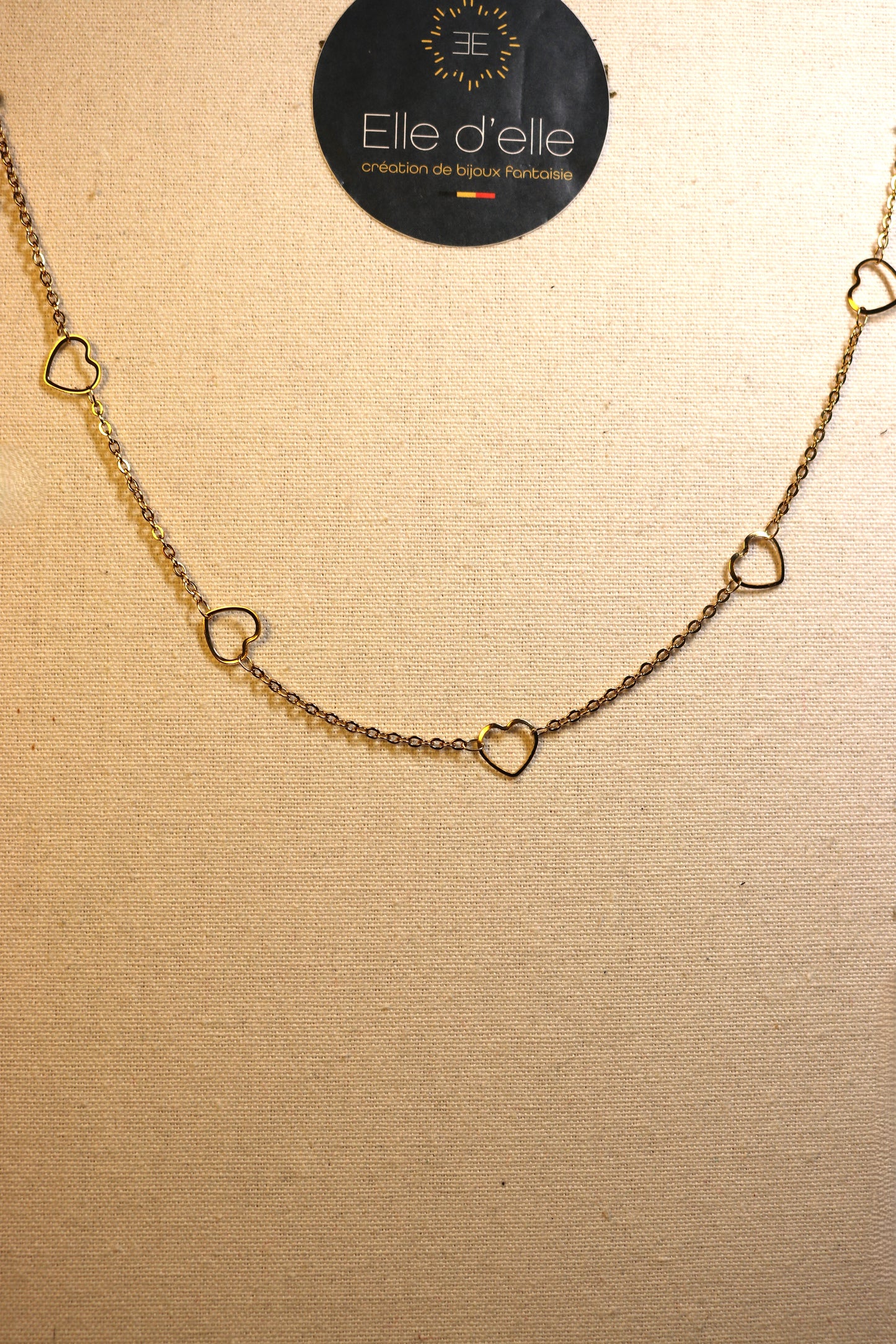 Collier - chaîne cœur vide