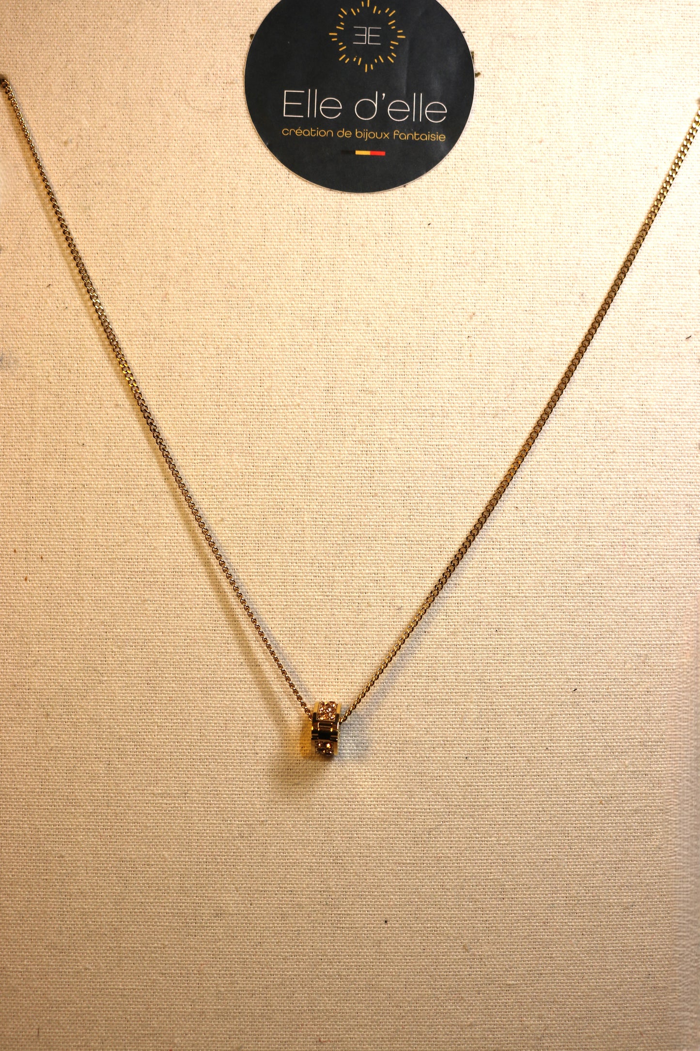 Collier - médaillon cœur strass