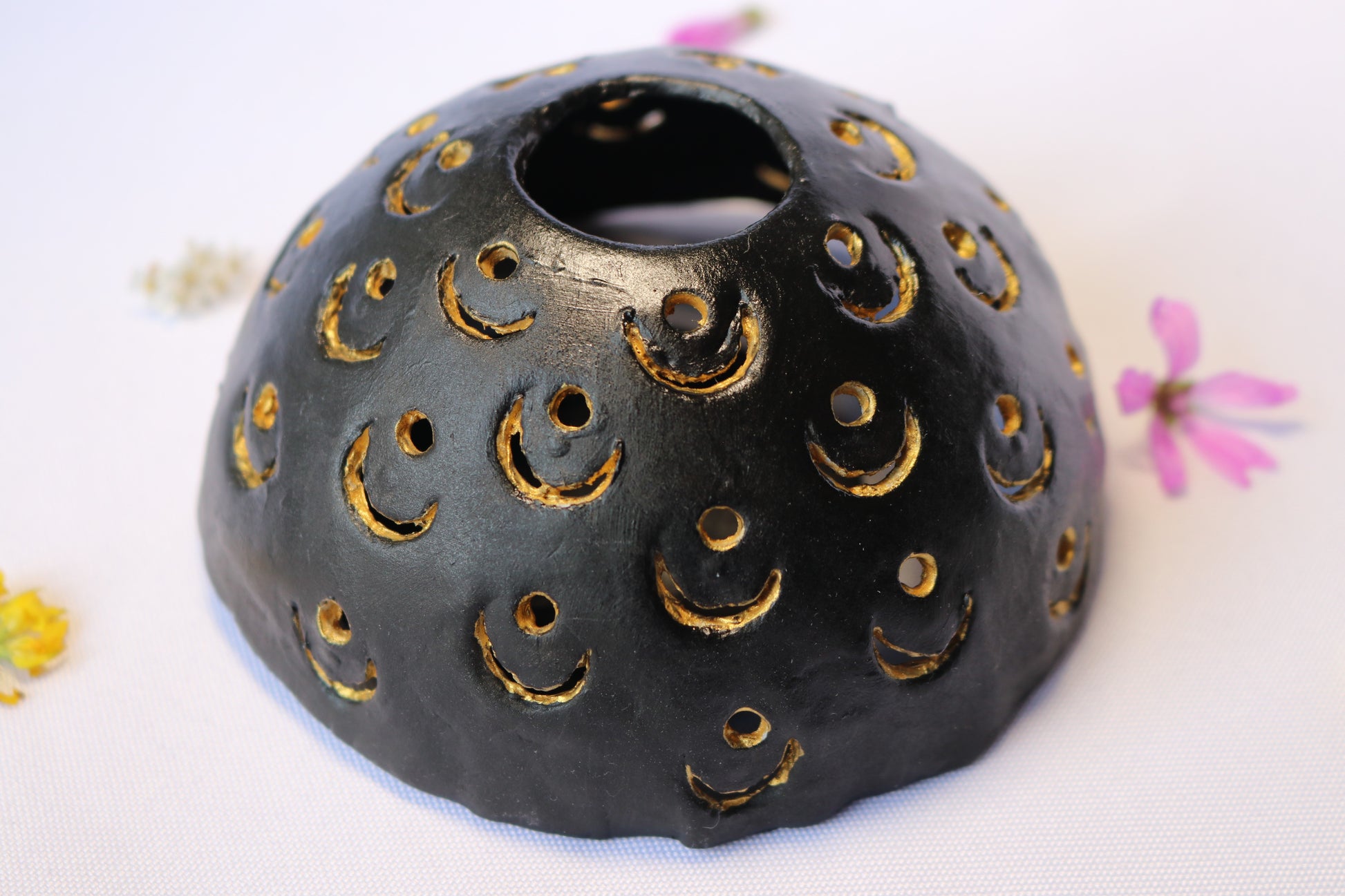 Photophore noir doré rond fait main