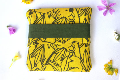 Pochette tissu serviette hygiènique couleur jaune kaki koala fait main
