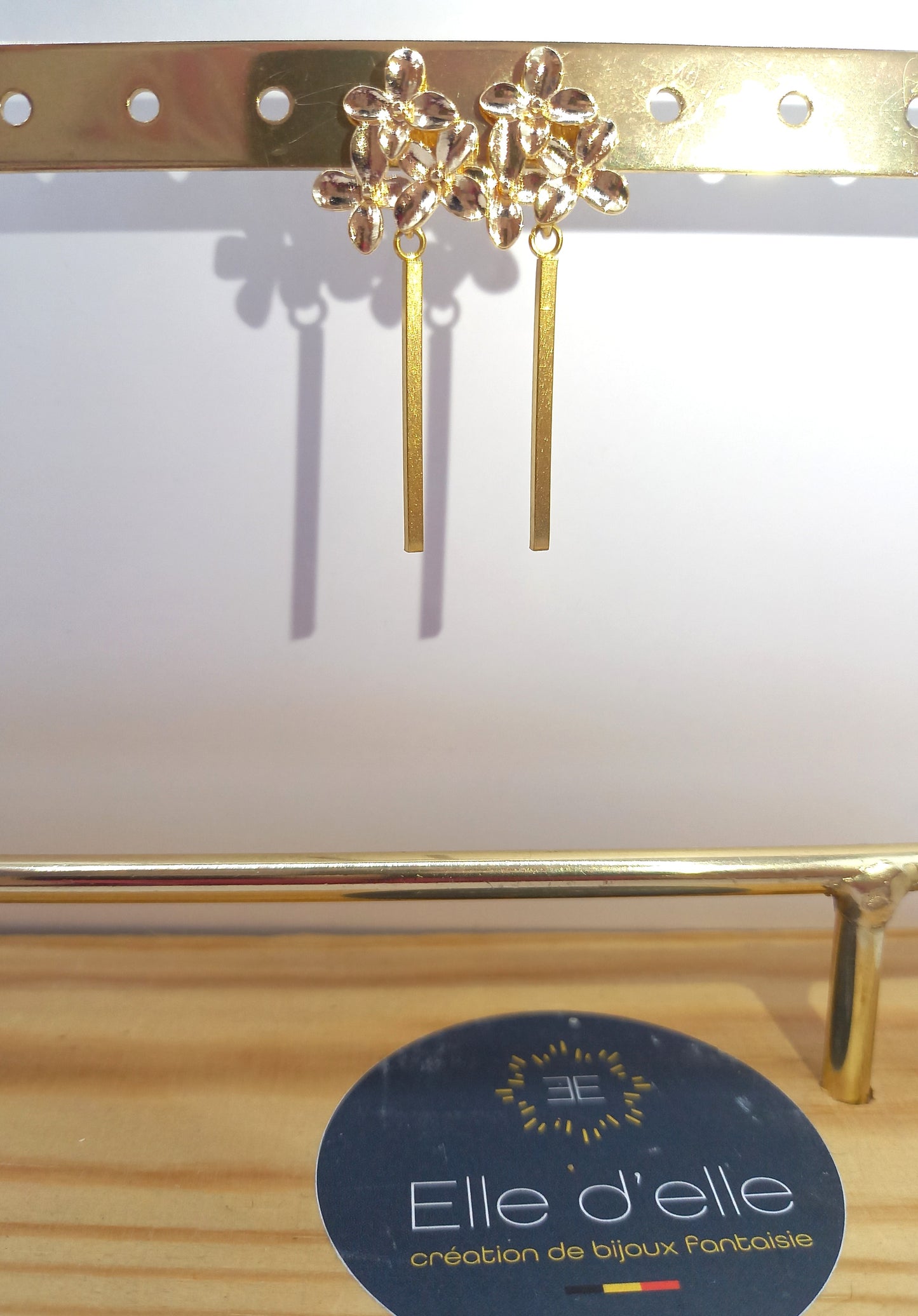 Boucle d'oreille - fleur tige