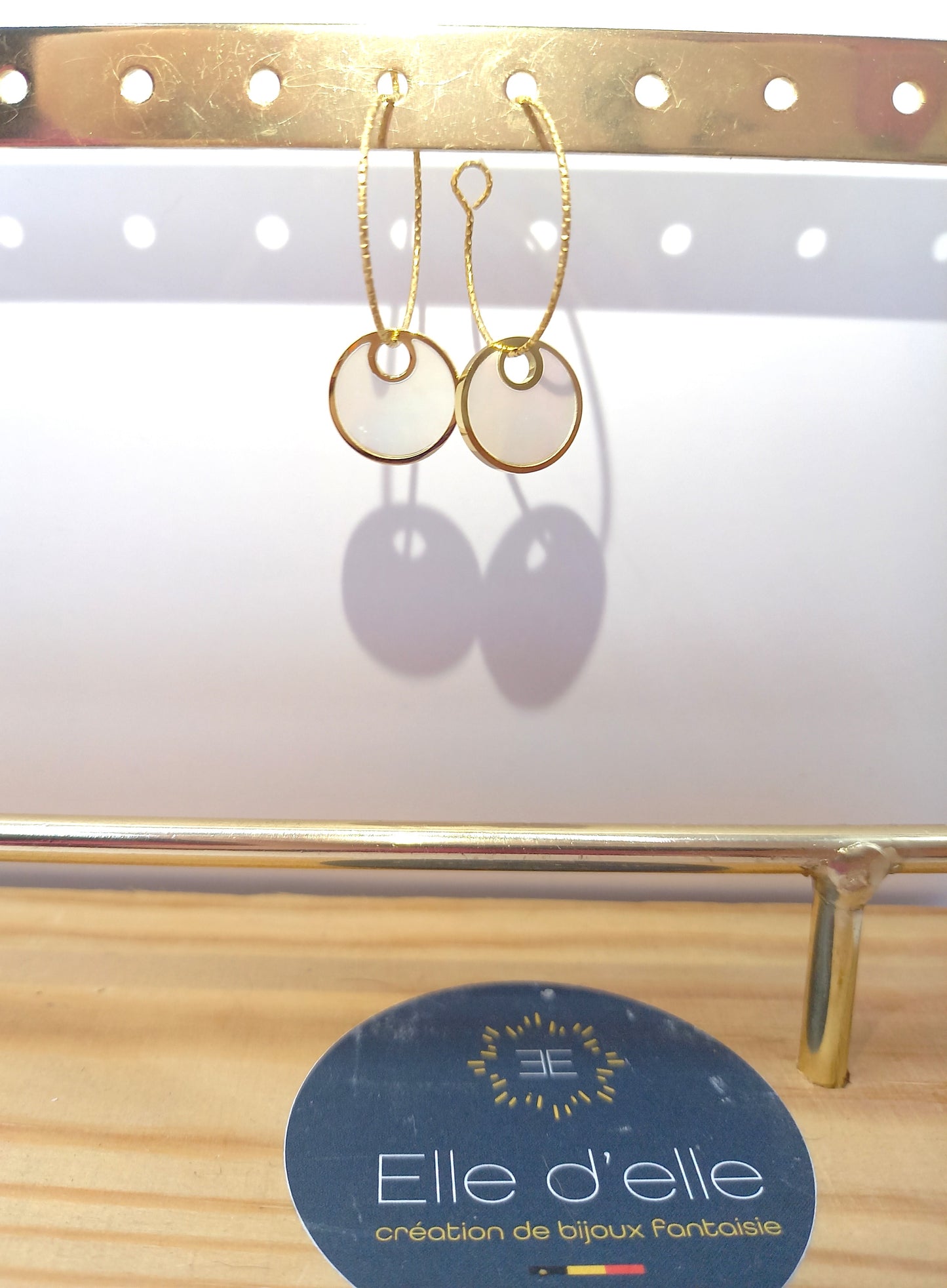 Boucle d'oreille - anneau rond blanc